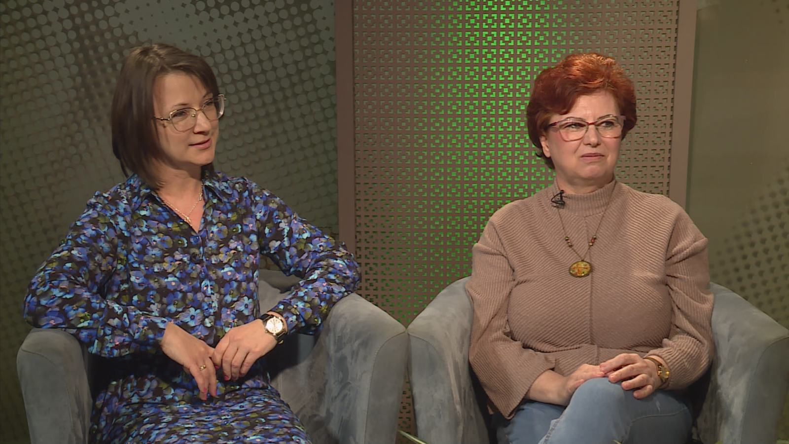 Angelné Kozma Krisztina, Siketné Bíró Beáta