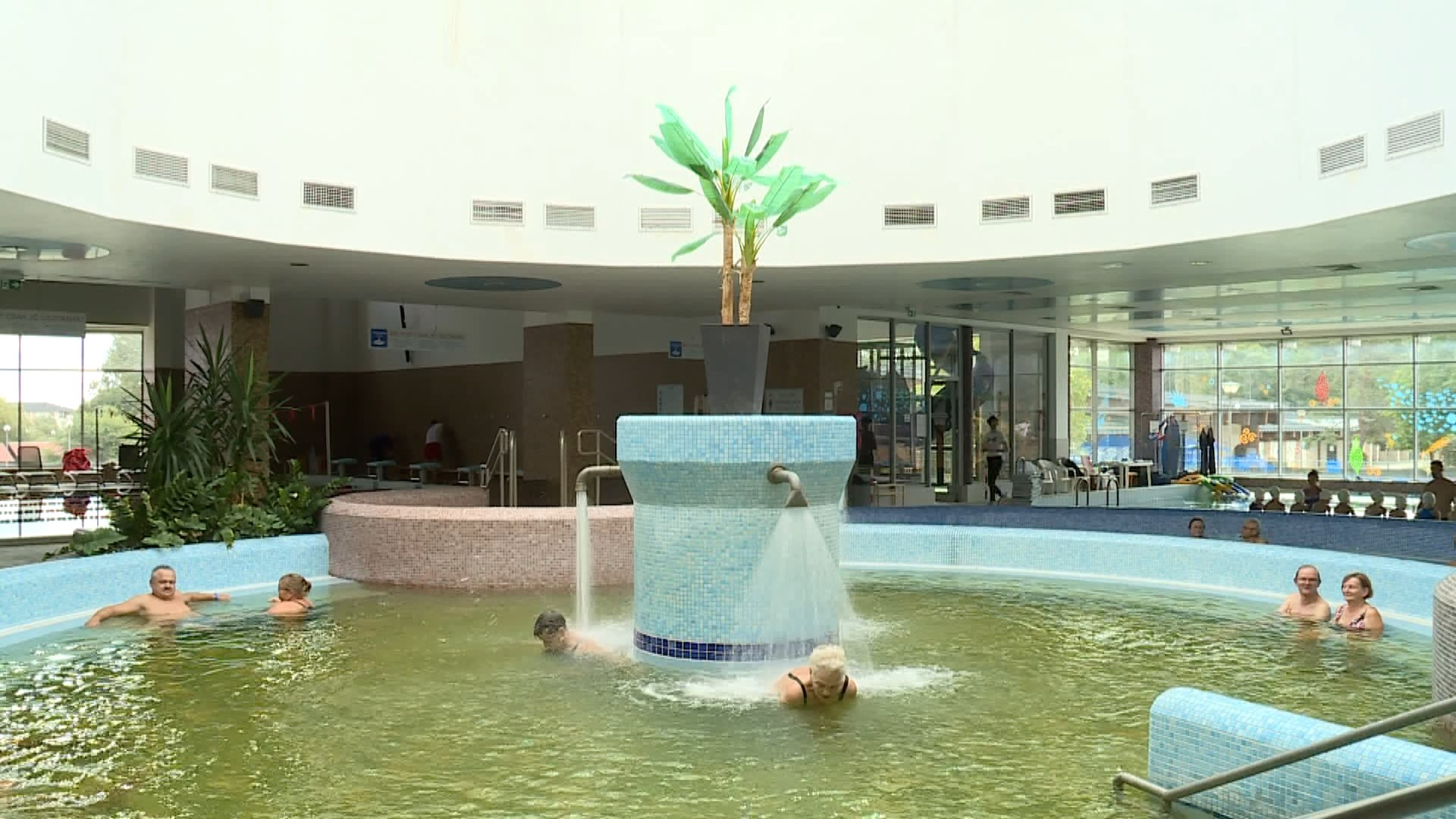 TÉLEN IS JÓ HELY A SÁRKÁNY FÜRDŐ