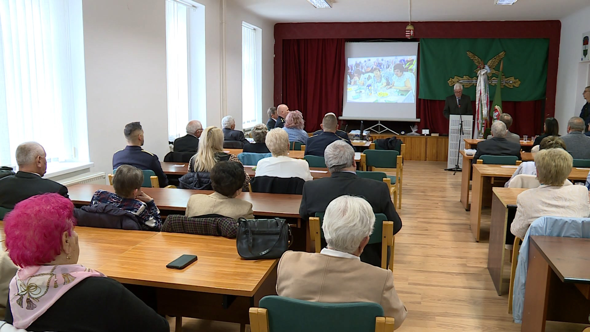 20 ÉVES A NYÍRBÁTORI HATÁRŐR IGAZGATÓSÁG NYUGDÍJASAI EGYESÜLET