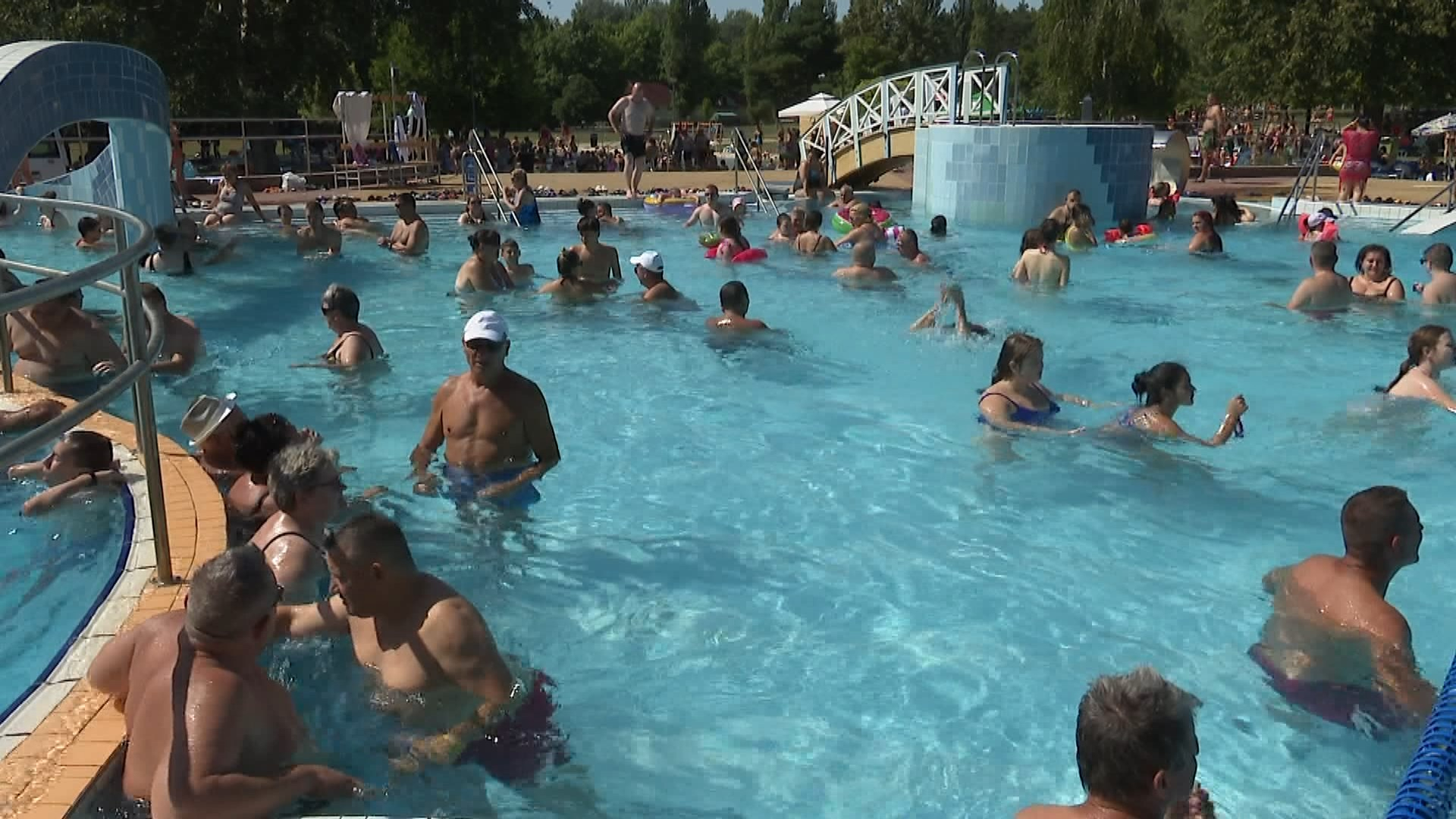 JÓ NYÁRI SZEZONJA VOLT A SÁRKÁNY FÜRDŐNEK