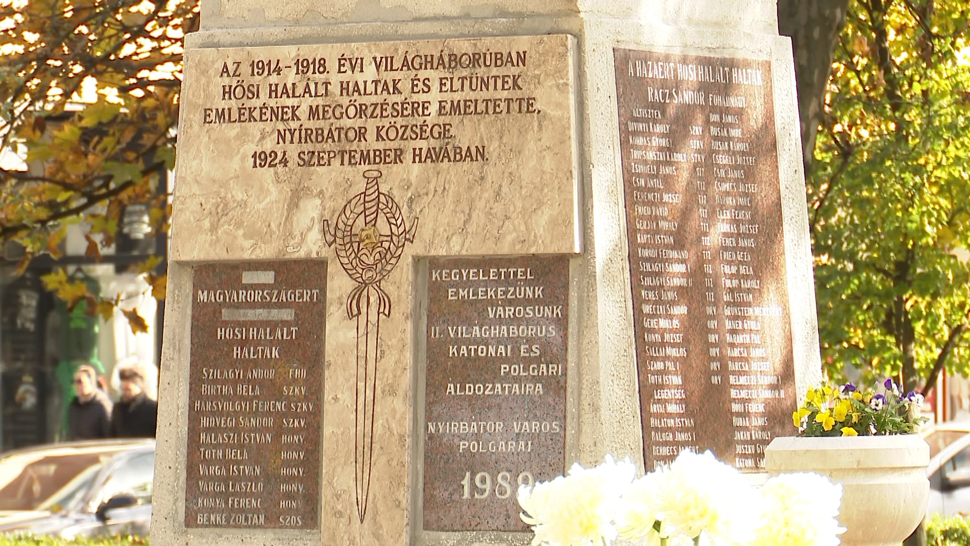 HŐSI HALOTTAINKRA EMLÉKEZTÜNK