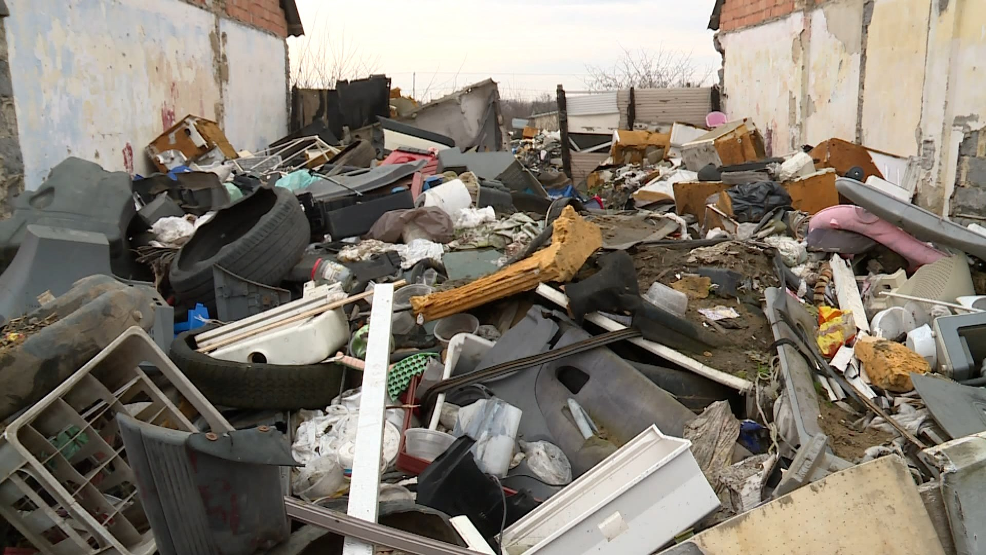 ÖTVENMILLIÓ FORINTOS PROGRAM A VÁSÁRTÉR ÚJBÓLI „KITAKARÍTÁSÁRA”