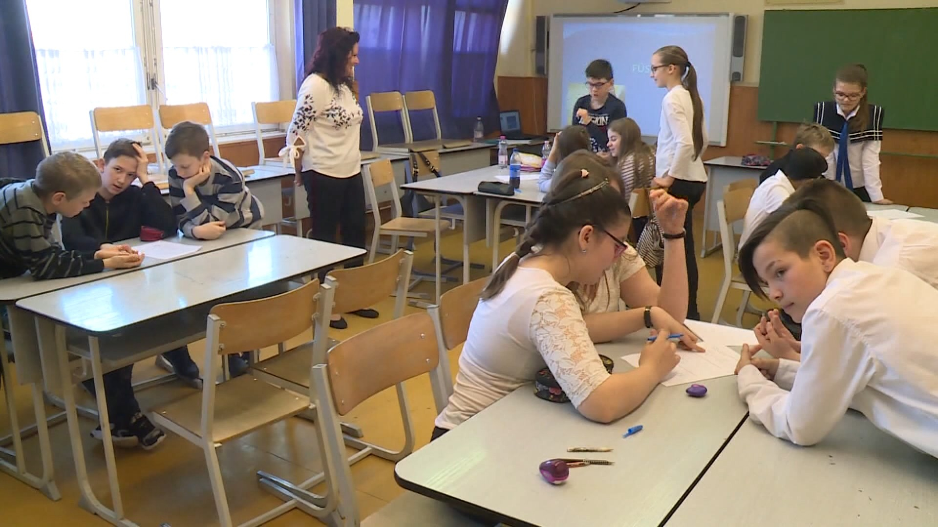  MÁR LEHET PÁLYÁZNI A SZOCIÁLIS DIÁKÖSZTÖNDÍJAKRA