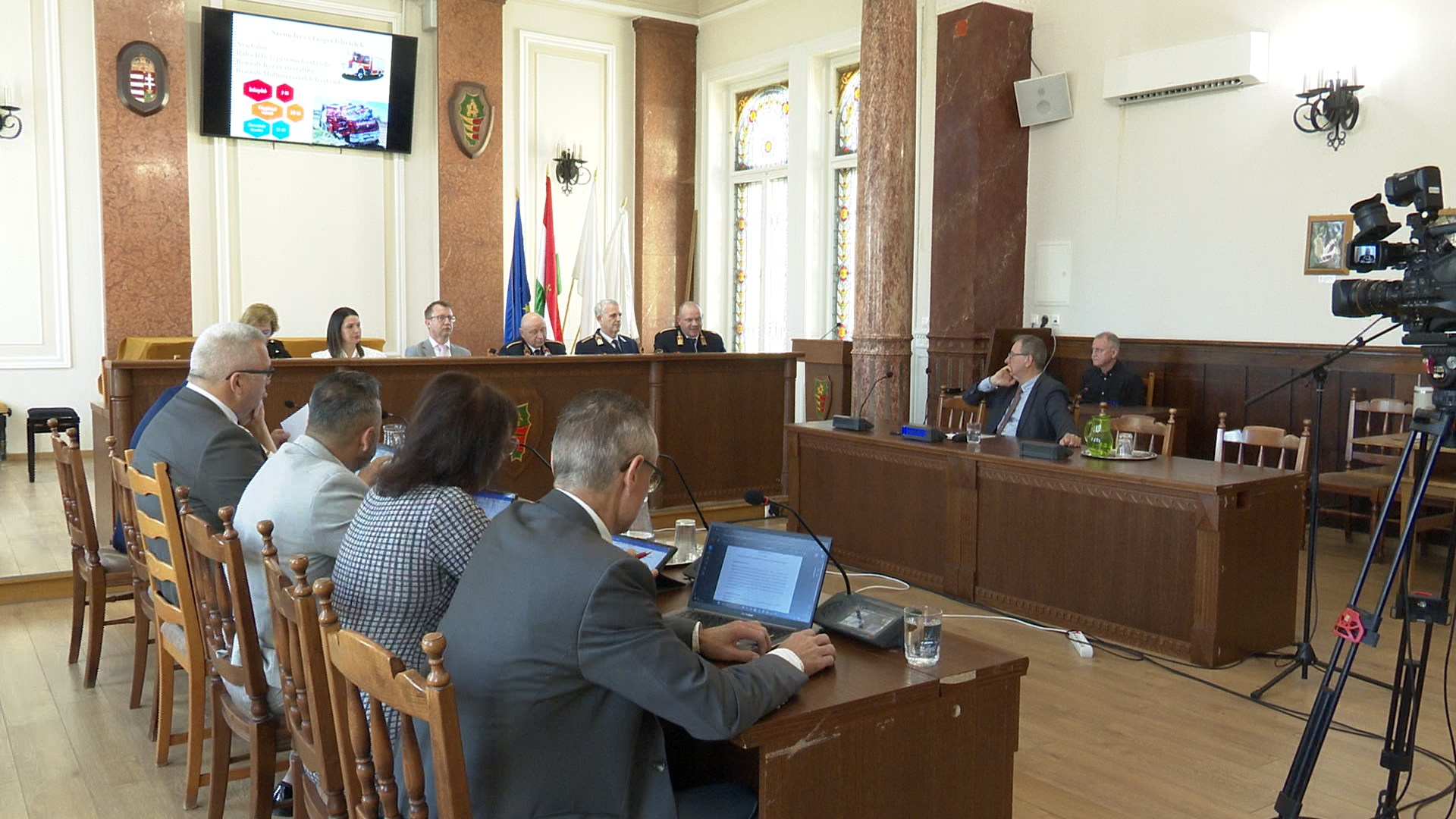 ulesezett-a-nyirbatori-kepviselotestulet